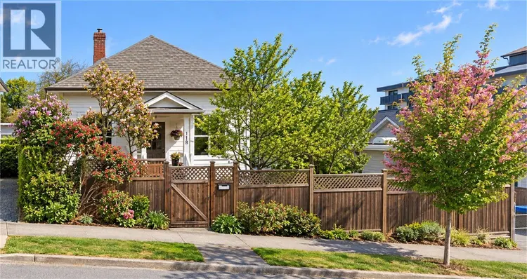 Photo 1 of 37 at 118 Finlayson Street