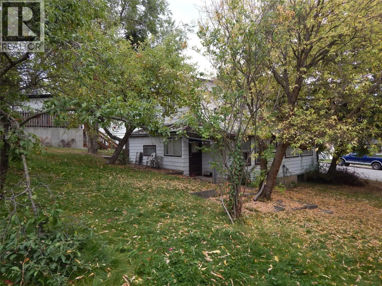 Photo 4 of 43 at 916 Cook Street