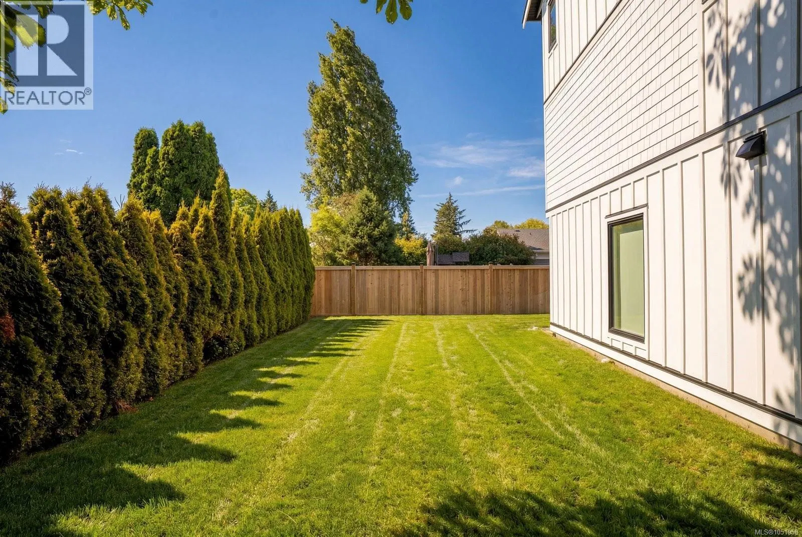 Photo 5 of 45 at #4 – 2118 Pentland Road