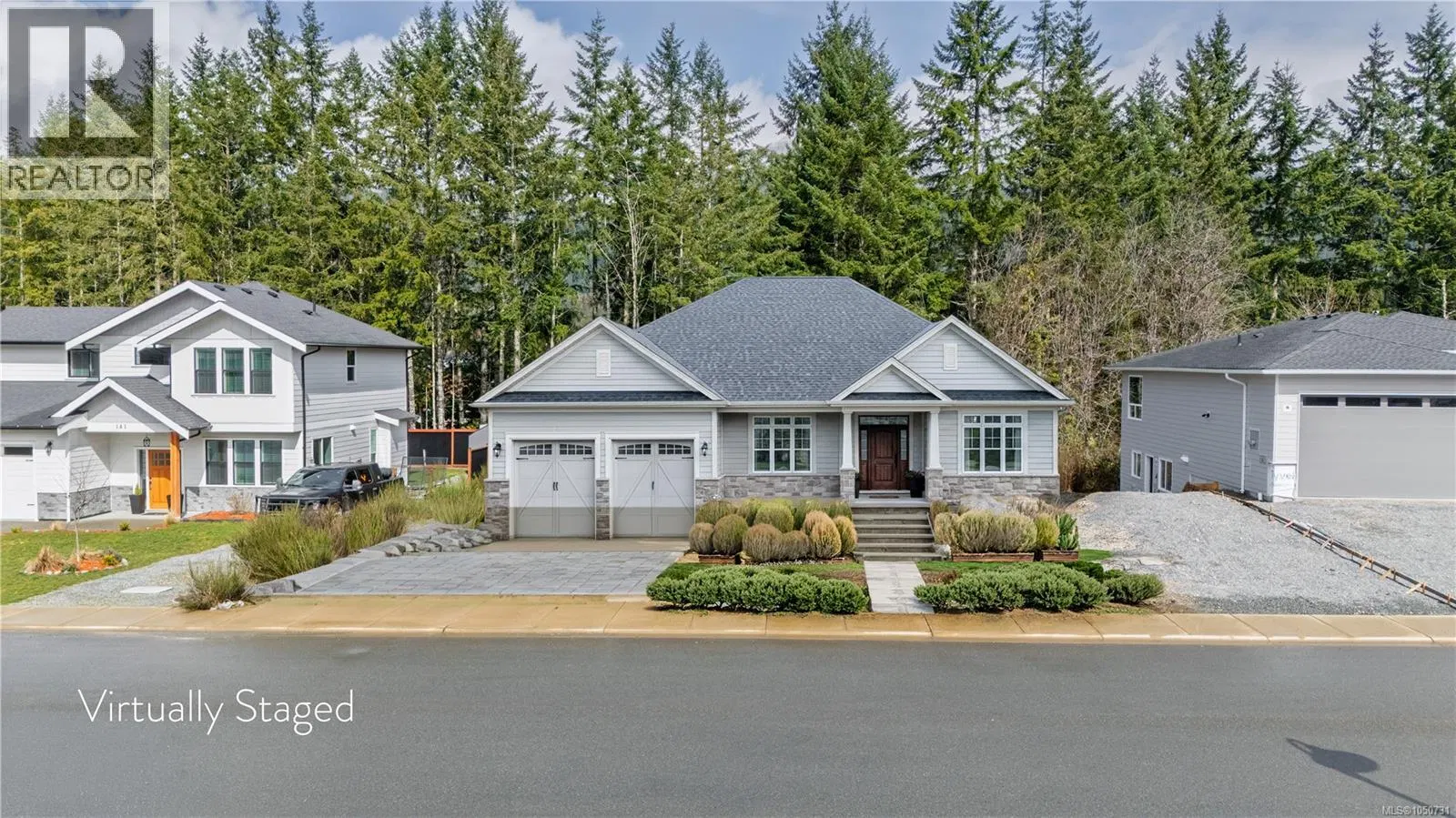 Photo 4 of 11 at 145 Edgewood Drive