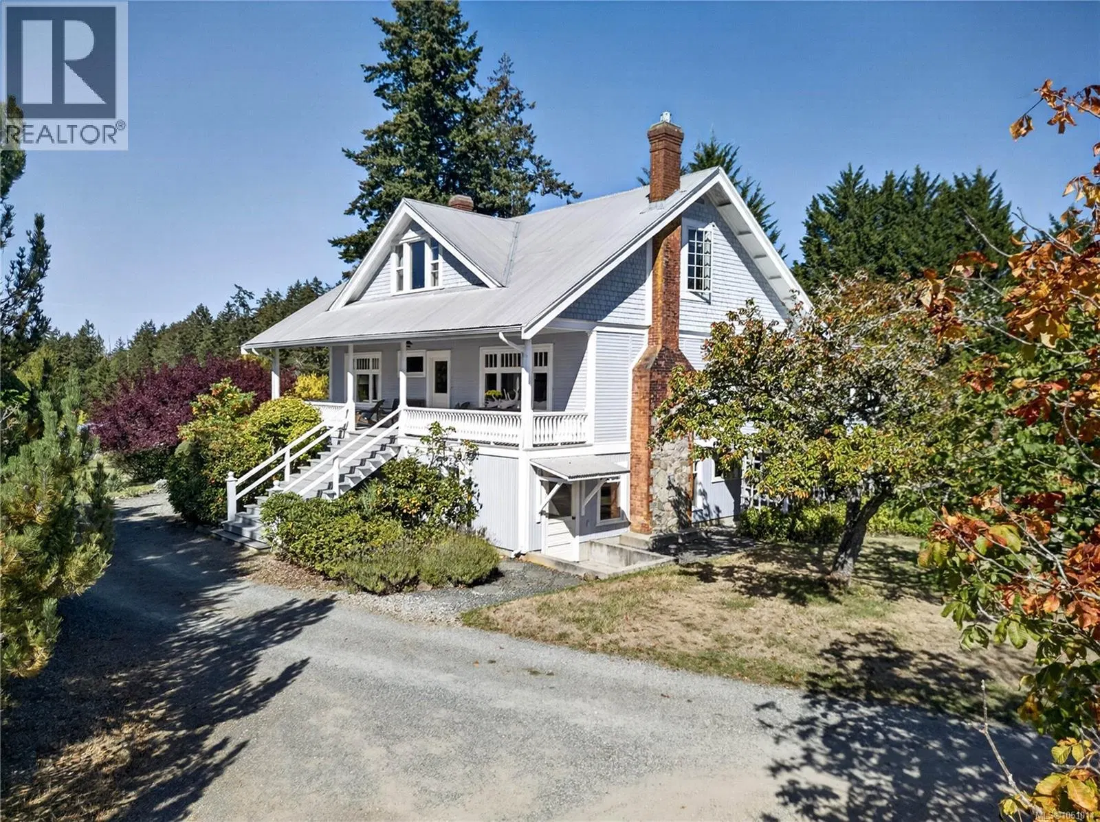 Photo 4 of 72 at 800 Lower Ganges Road