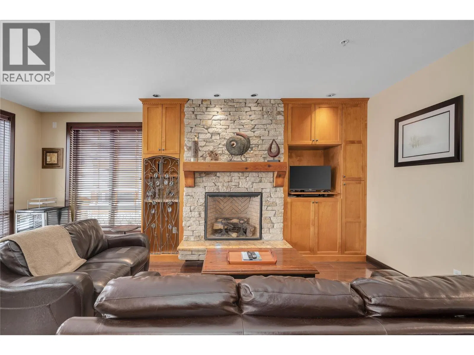 Photo 5 of 41 at #209 – 7700 Porcupine Road