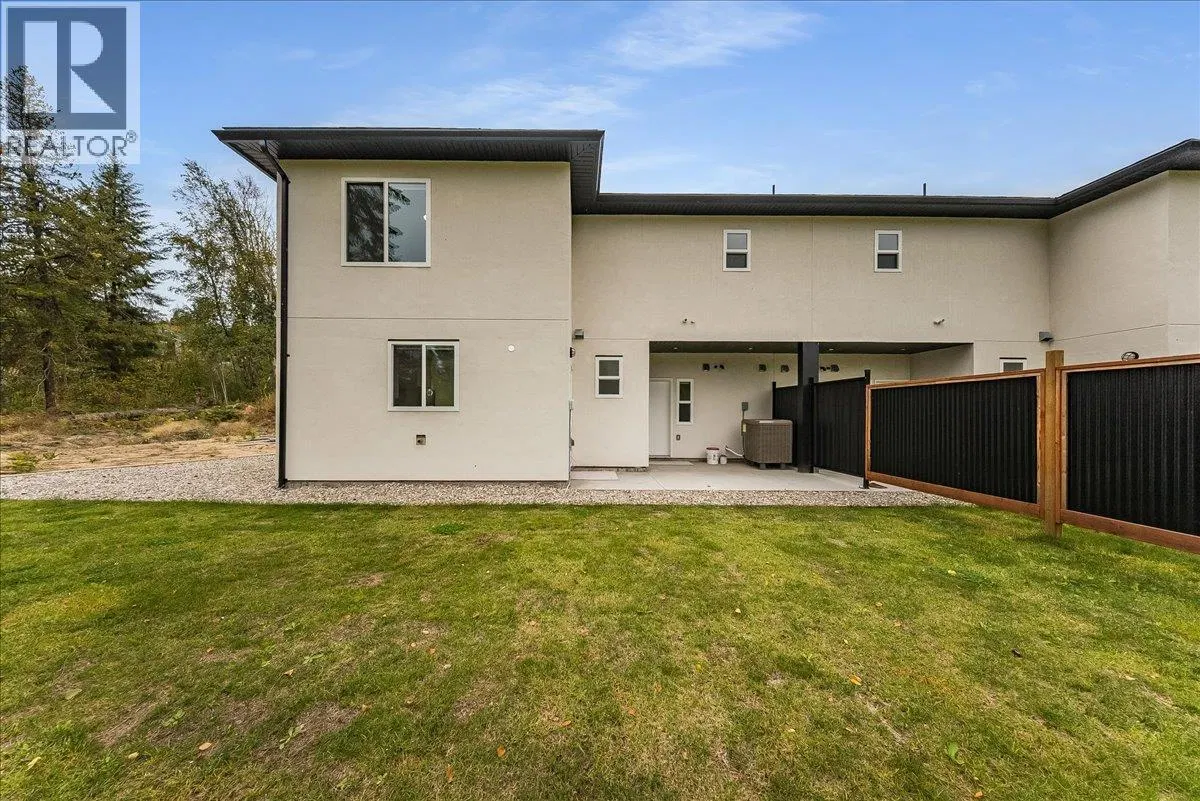 Photo 4 of 53 at 3736 Toba Road