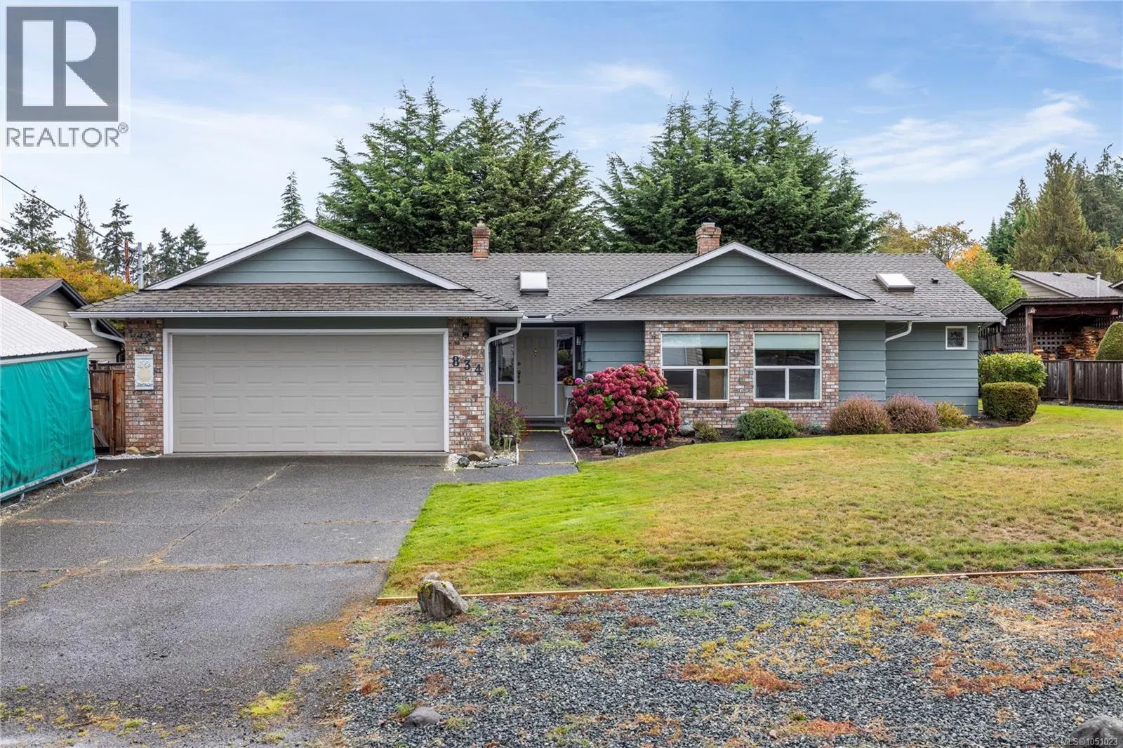 834 Redonda Place