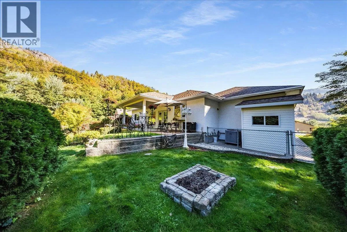 Photo 5 of 59 at 1275 Paquette Drive
