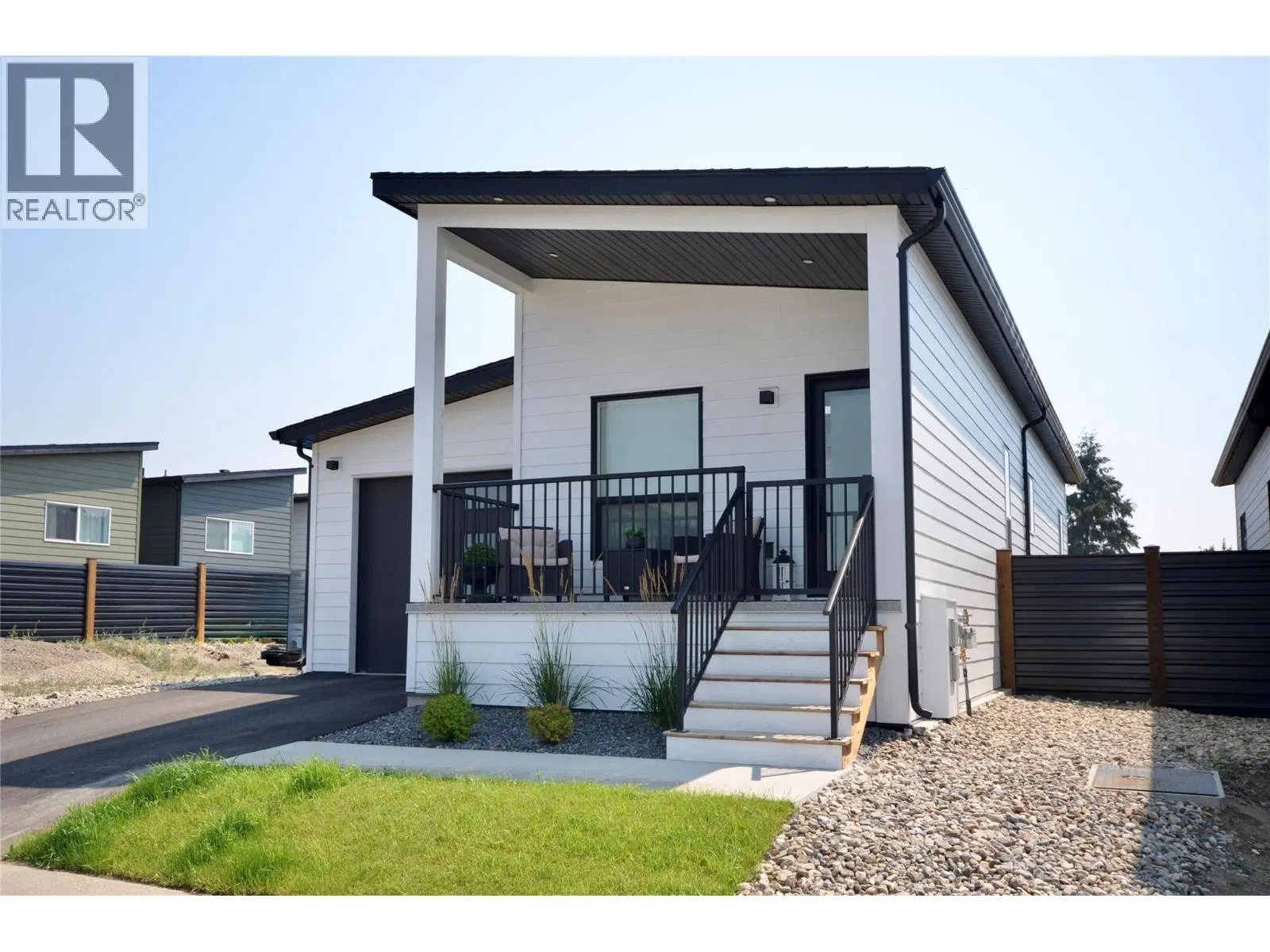 #204 – 12204 Westside Road