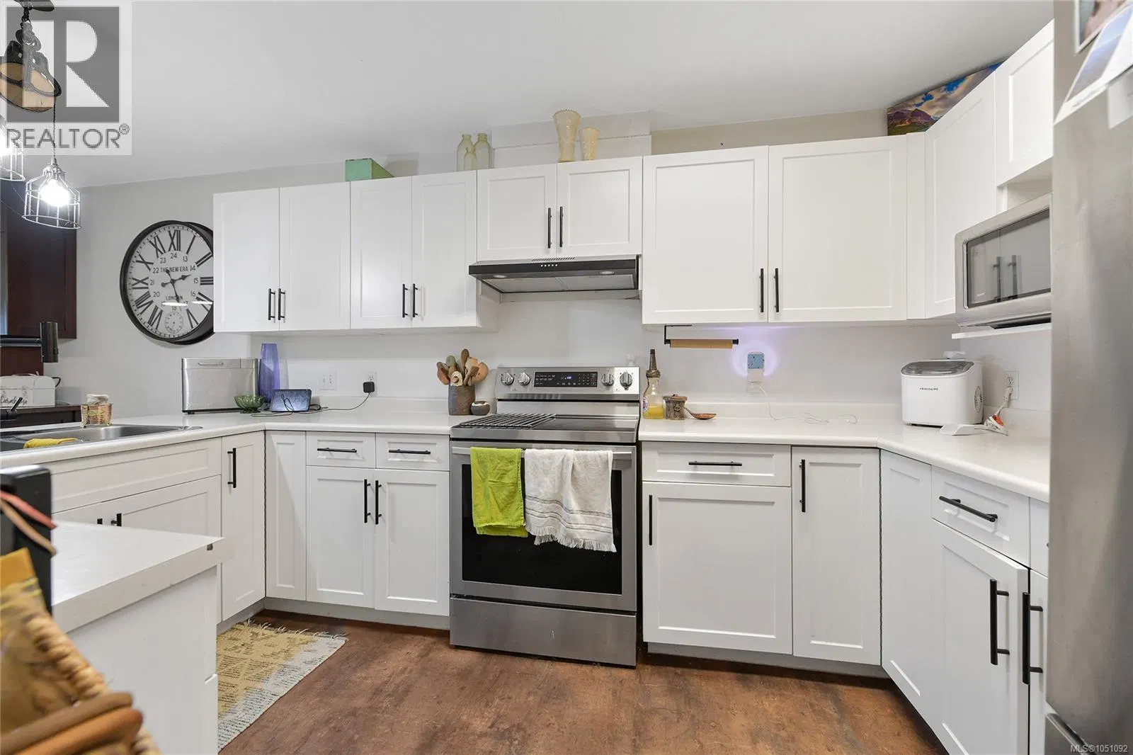 Photo 3 of 15 at #21 – 7070 West Saanich Road