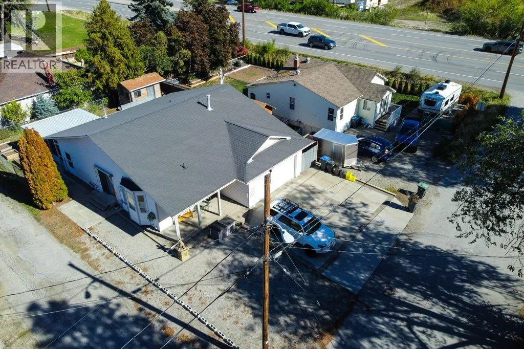 Photo 4 of 67 at 9702 Sargeant Street