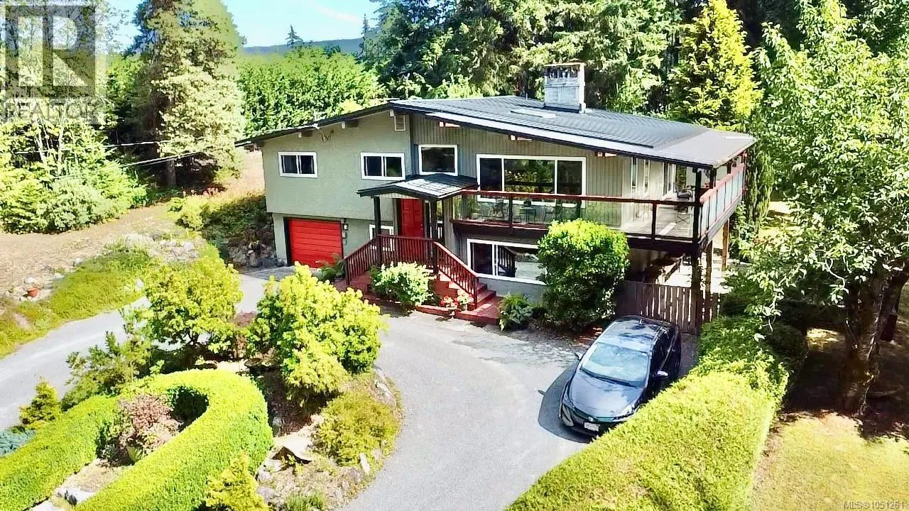 2128 Calais Road