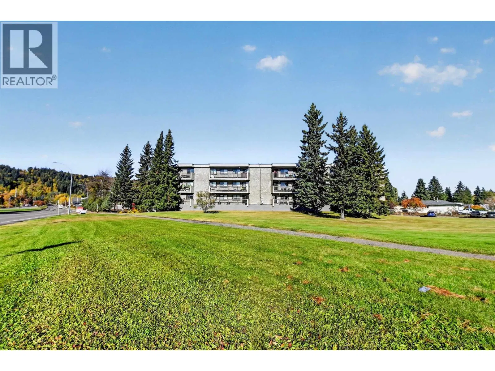 Photo 5 of 40 at #110 – 4288 15TH Avenue