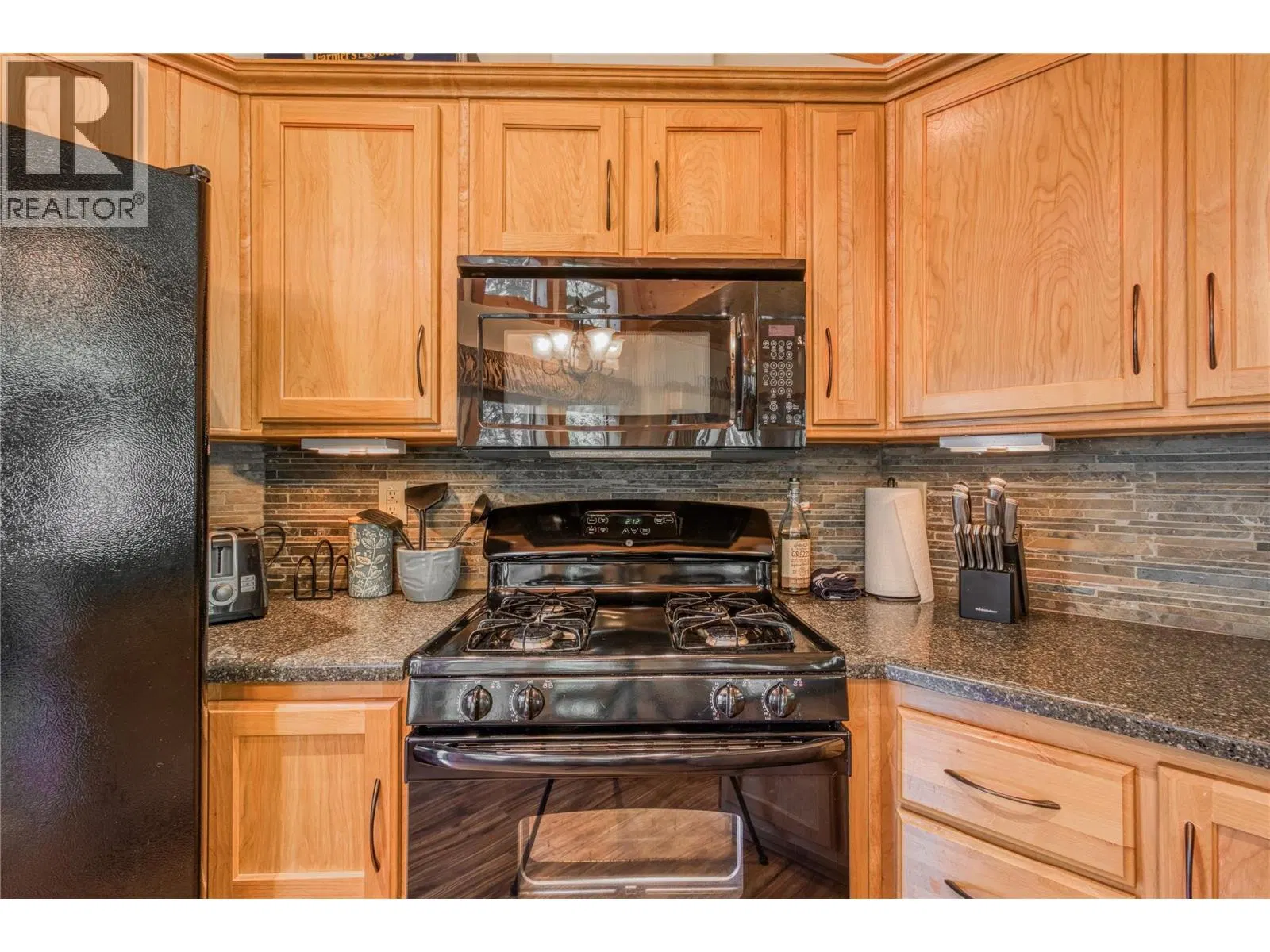 Photo 3 of 41 at #39 – 4835 Paradise Valley Drive