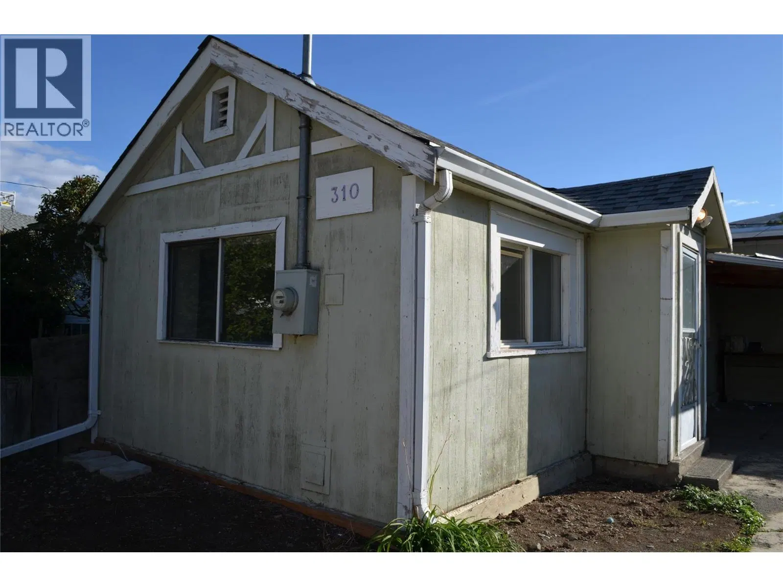 Photo 1 of 18 at 310 Bancroft Street
