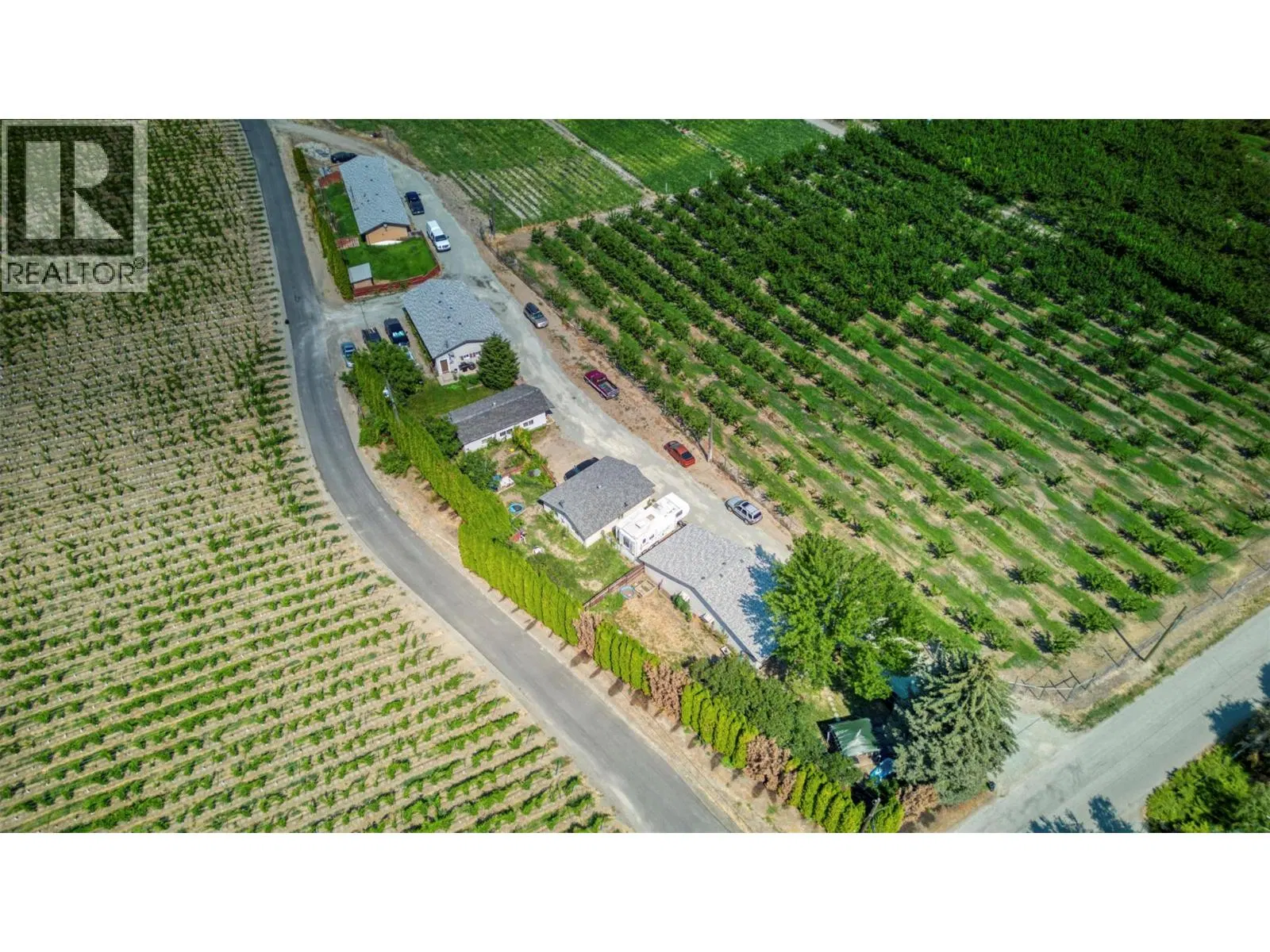 Photo 4 of 13 at 10150 146th Avenue