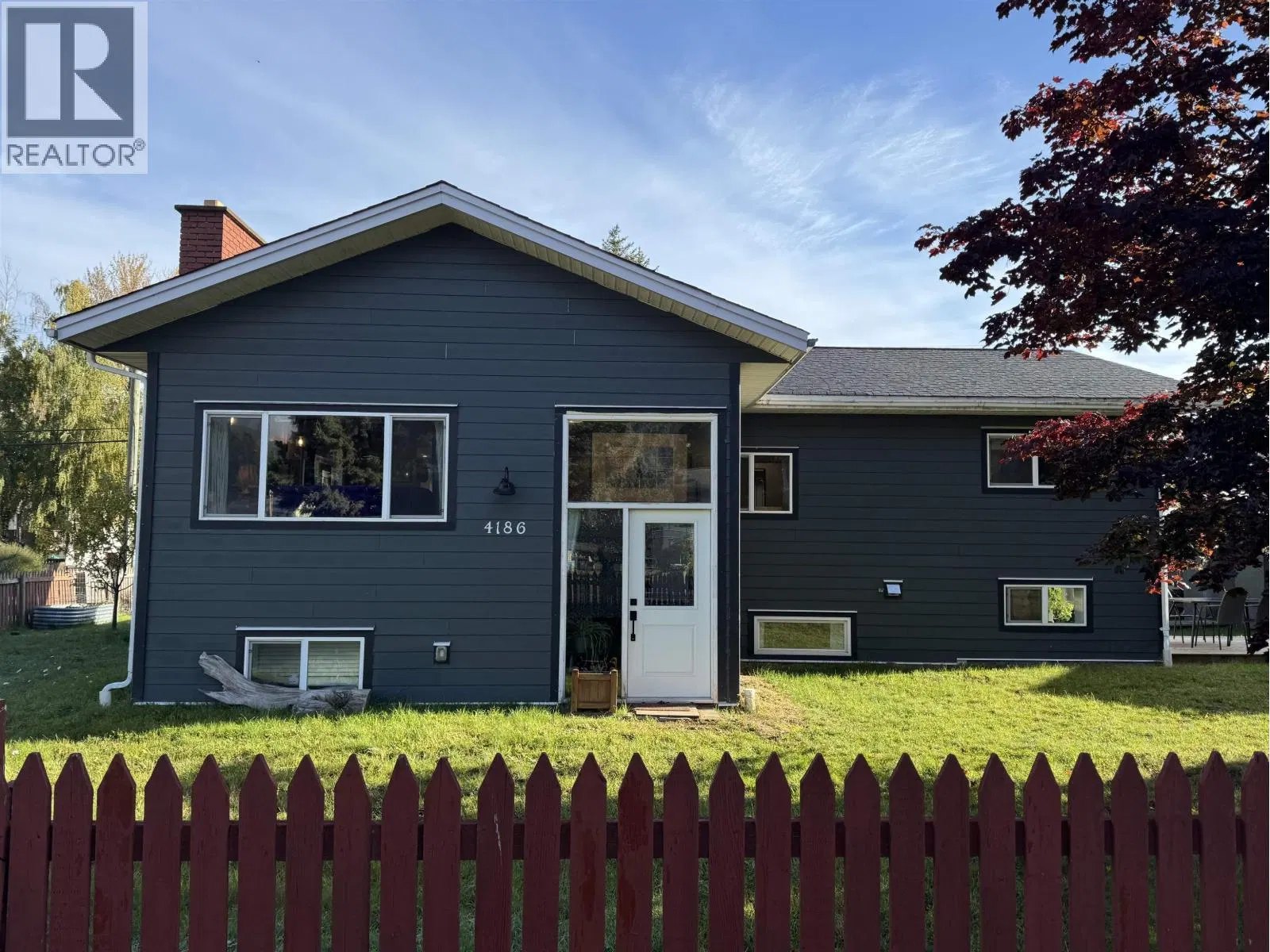 Photo 4 of 40 at 4186 2ND Avenue