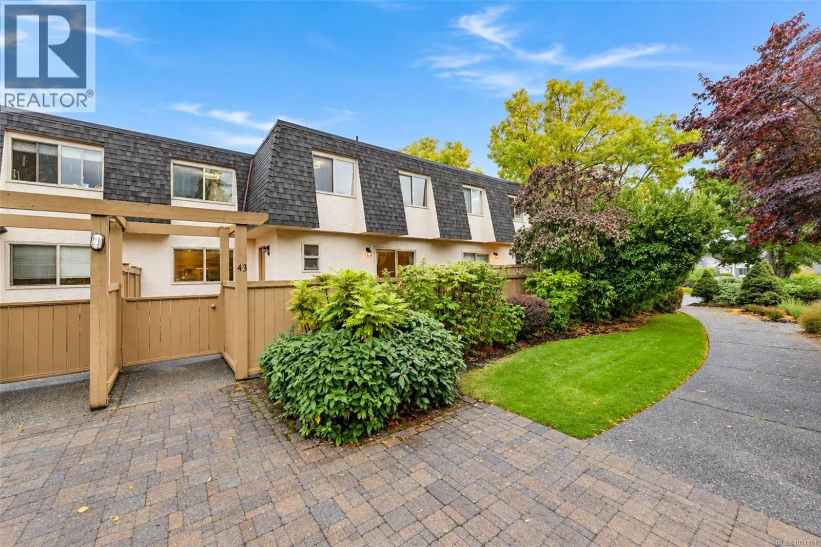 Photo 2 of 35 at #43 – 4061 Larchwood Drive