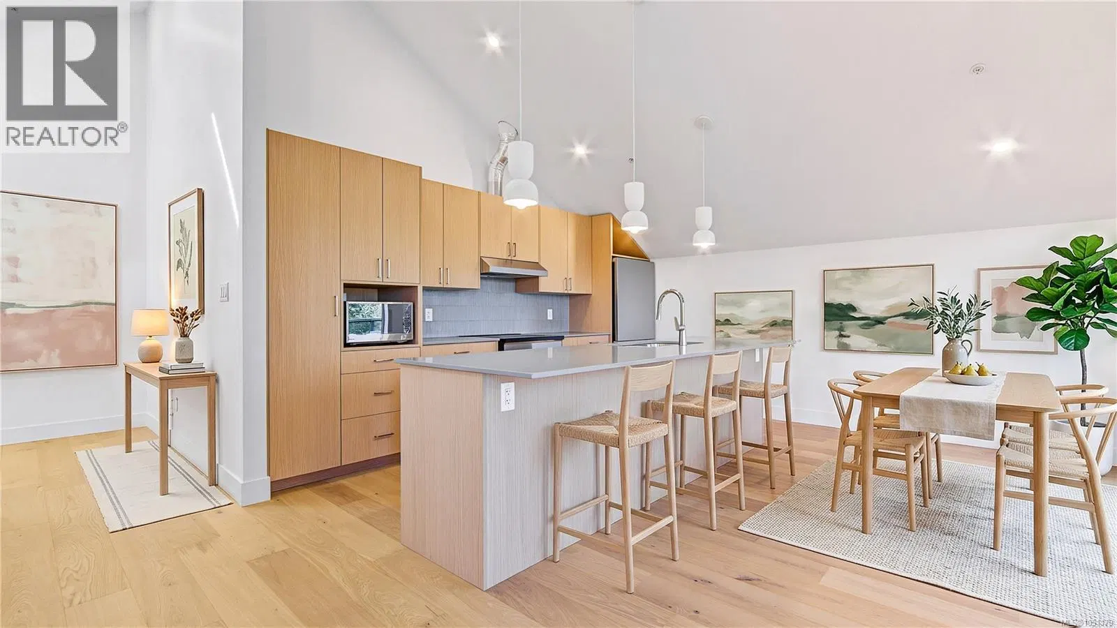 Photo 5 of 43 at #2 – 1721 Adanac Street
