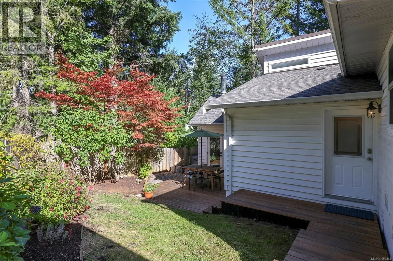 Photo 2 of 40 at 1285 Hurford Avenue