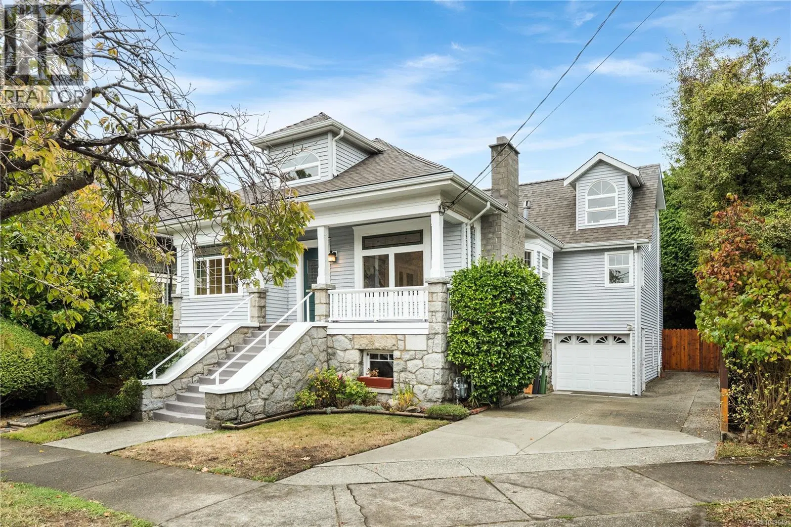 Photo 3 of 43 at 103 Bushby Street