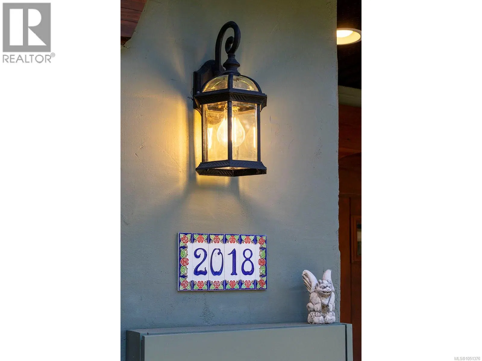 Photo 5 of 44 at 2018 Romney Road