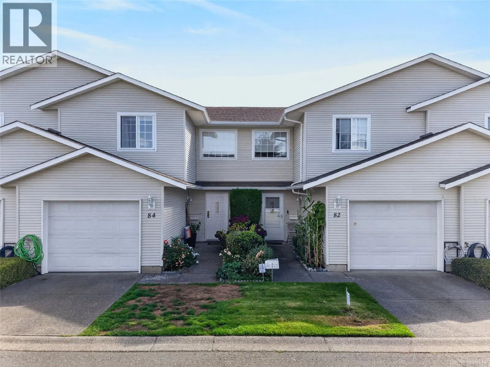 Photo 2 of 14 at #84 – 717 Aspen Road