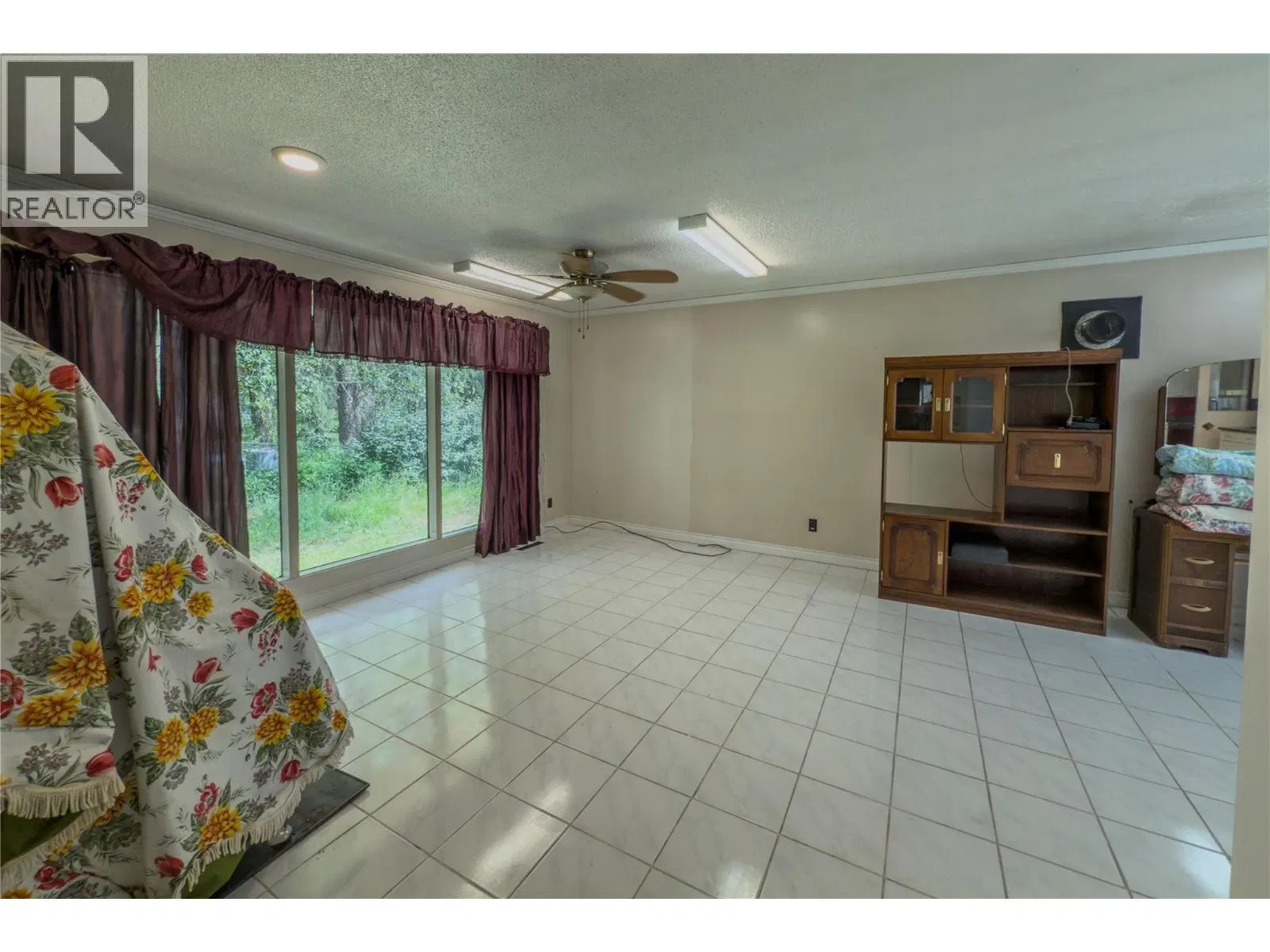 Photo 3 of 45 at 1691 Oberg Johnson Road
