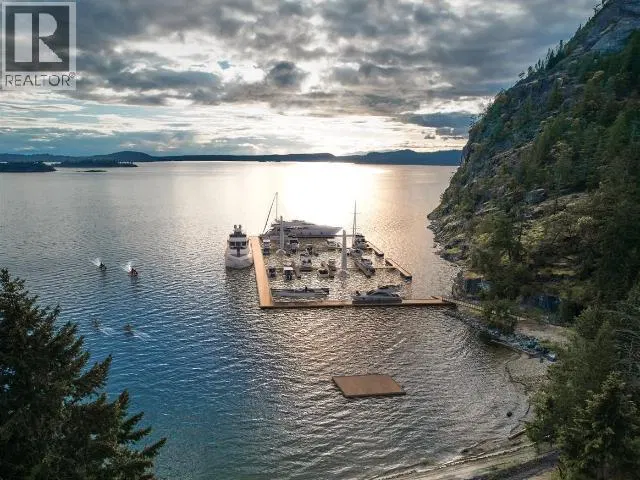 Photo 3 of 16 at Powell River