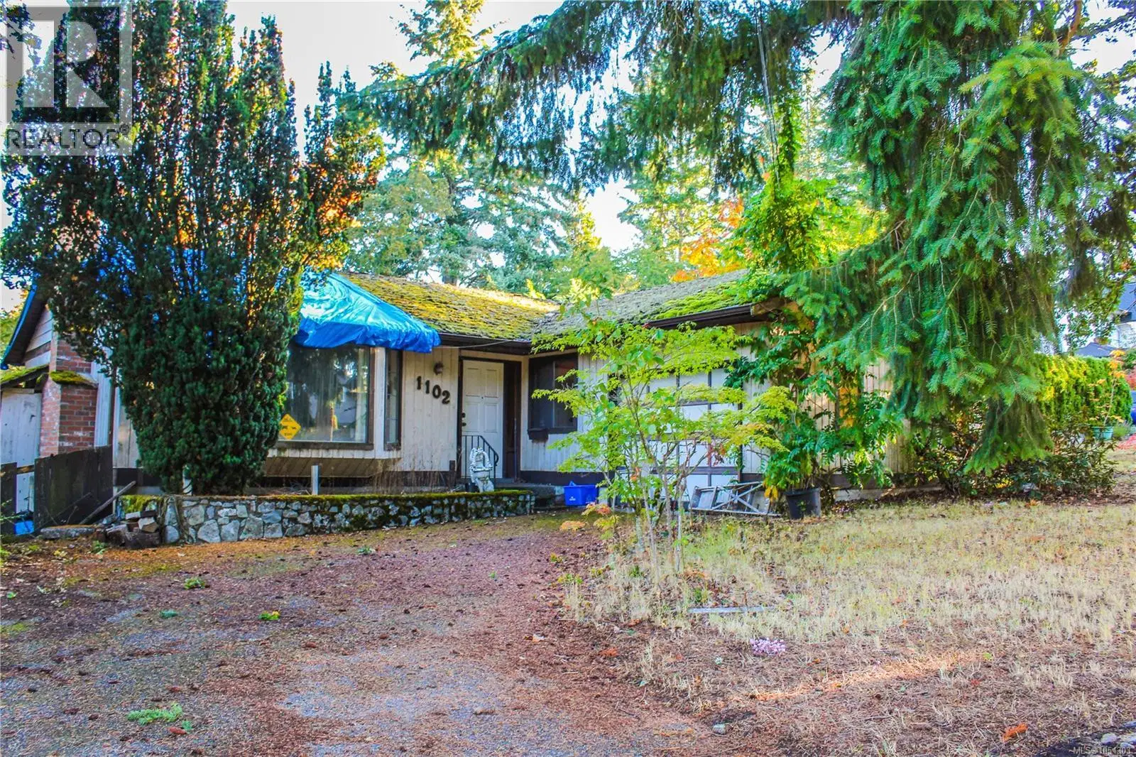 1102 Marchant Road