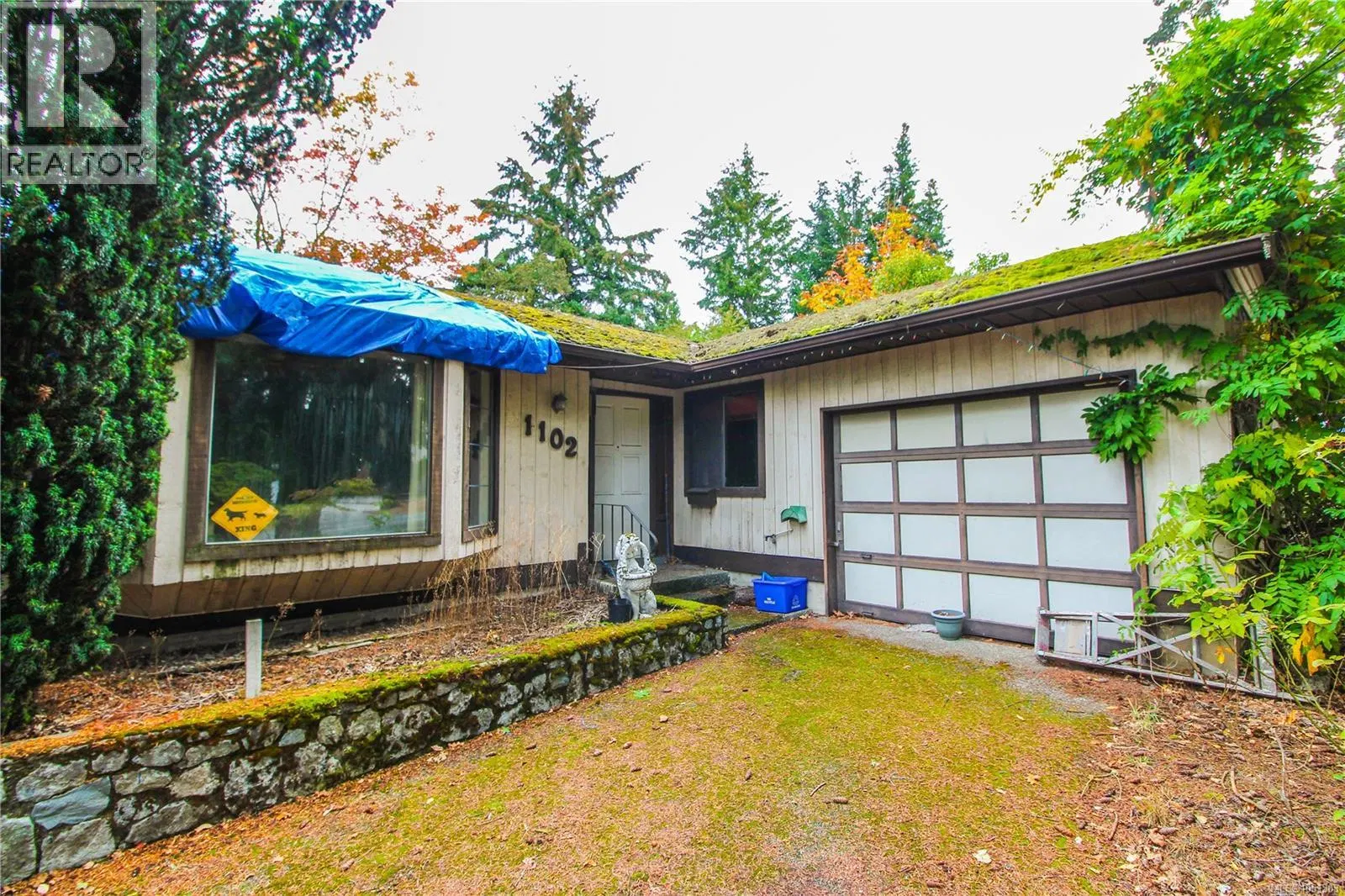 Photo 5 of 21 at 1102 Marchant Road