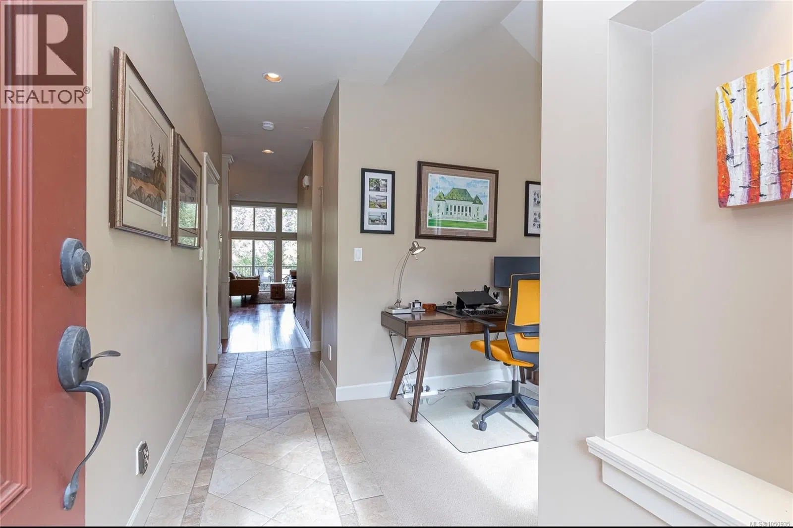 Photo 3 of 41 at #1 – 551 Bezanton Way