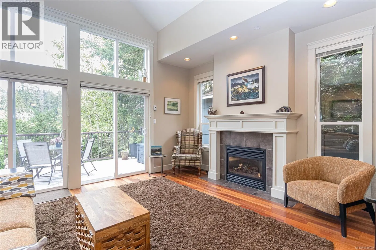 Photo 5 of 41 at #1 – 551 Bezanton Way