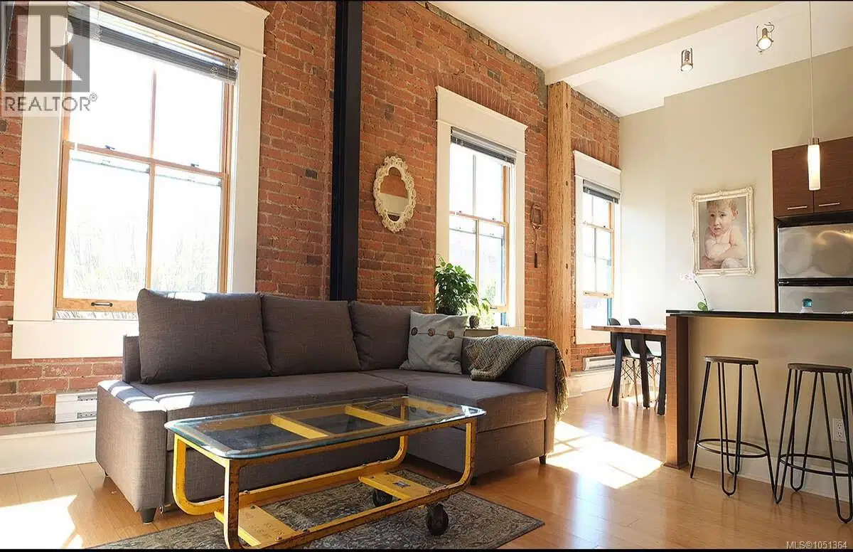 #304 – 610 Johnson Street