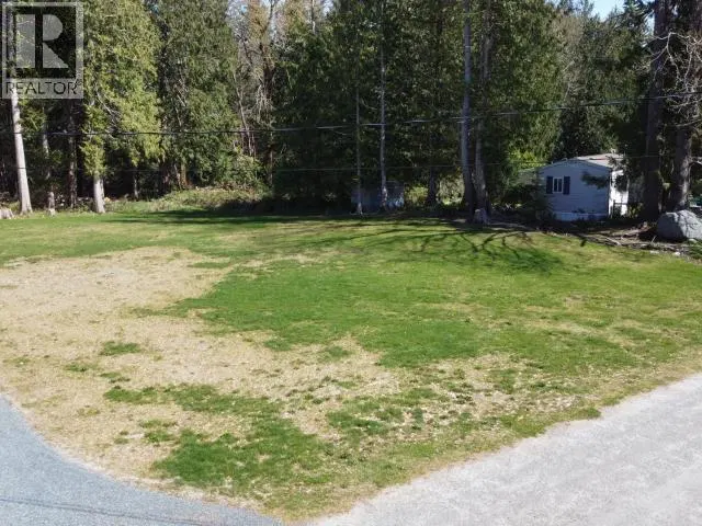Photo 2 of 11 at Powell River