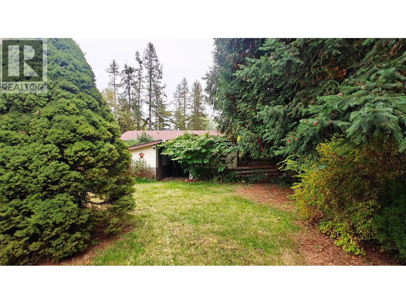 Photo 3 of 34 at 610 7th Avenue