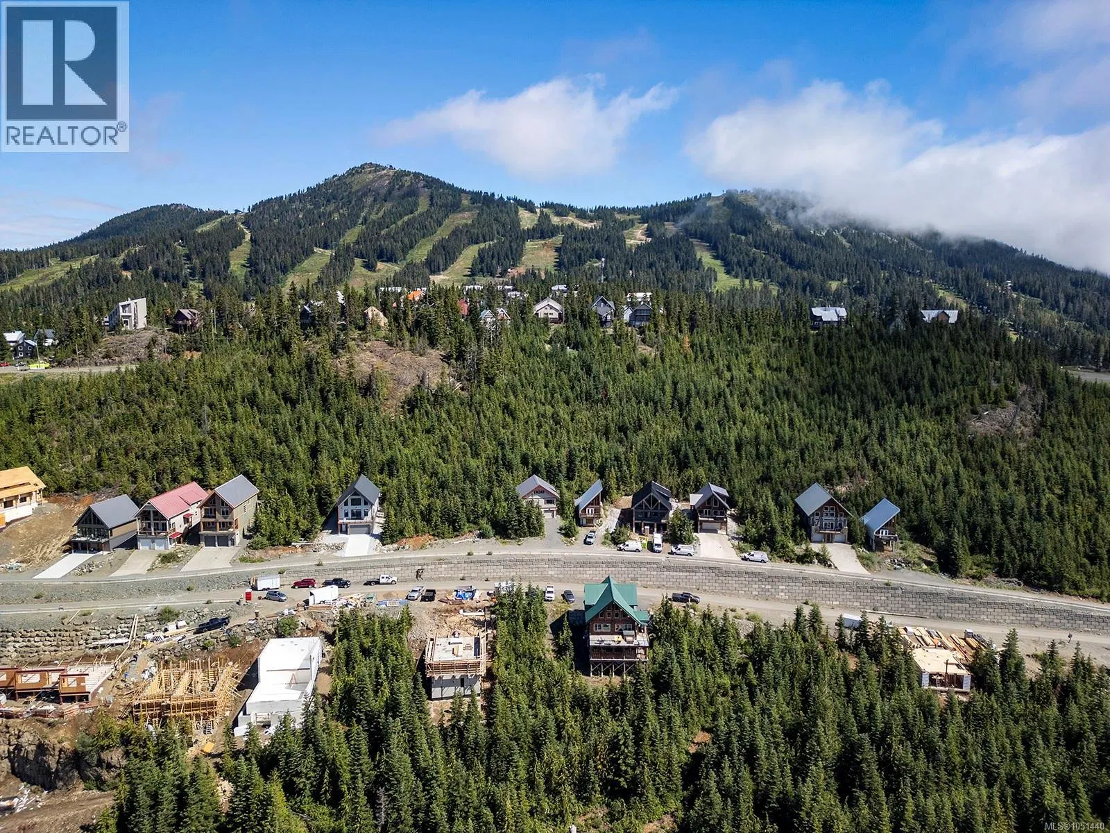 Photo 2 of 20 at 625 ARROWSMITH Ridge