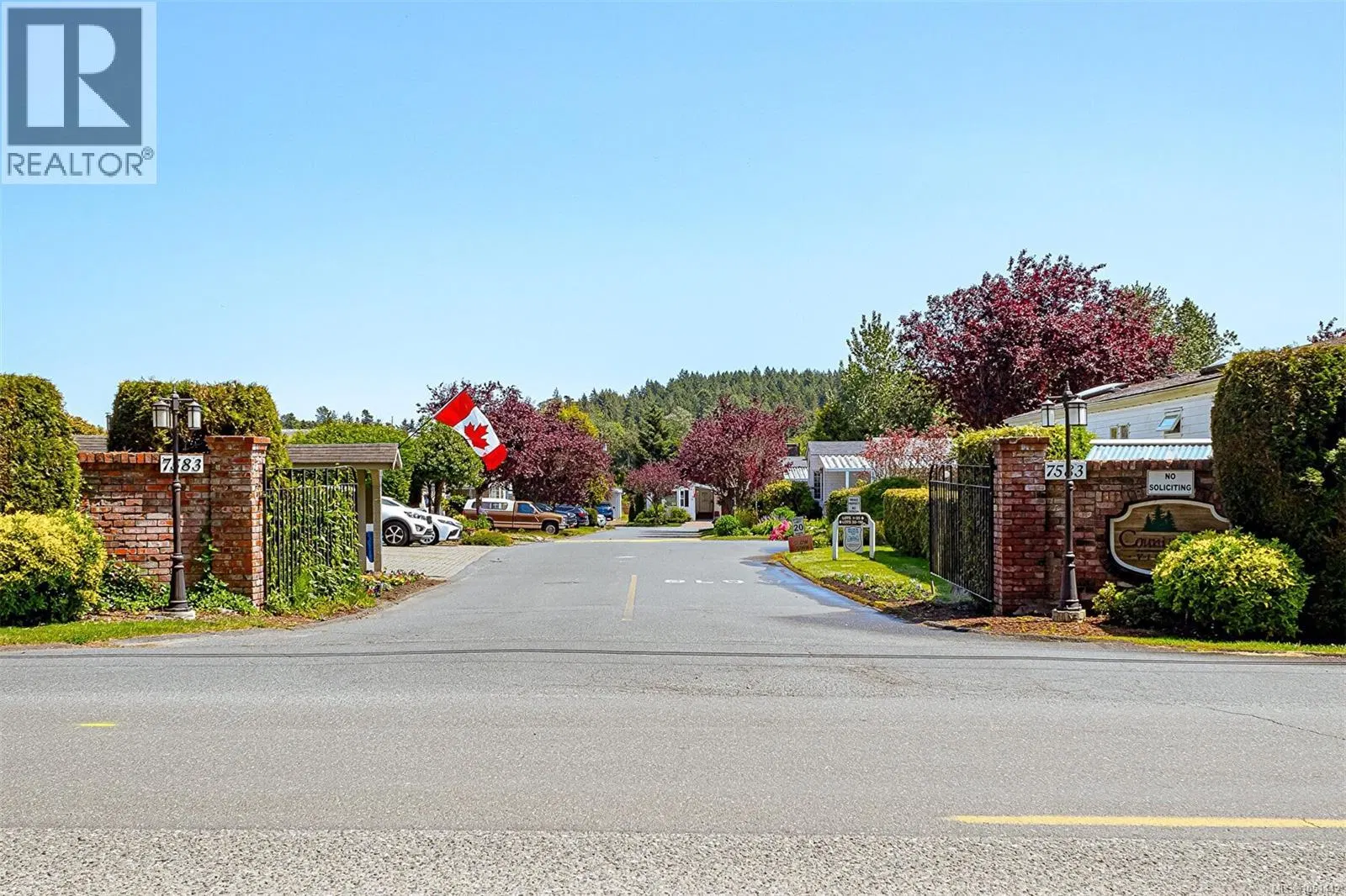 Photo 2 of 32 at #23 – 7583 Central Saanich Road
