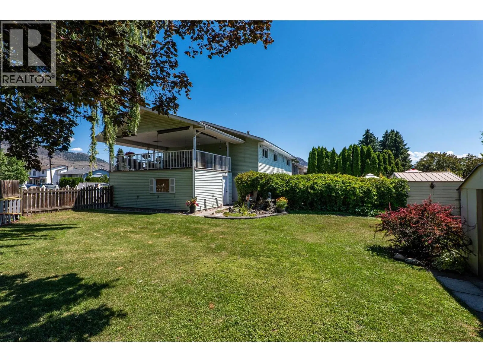 Photo 4 of 41 at 1683 SHERIDAN Drive