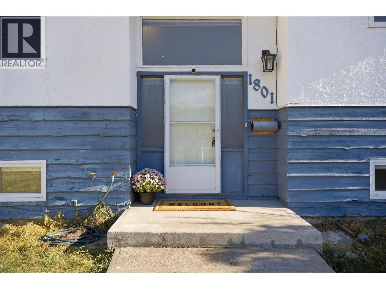 Photo 4 of 53 at 1801 HAMILTON Avenue