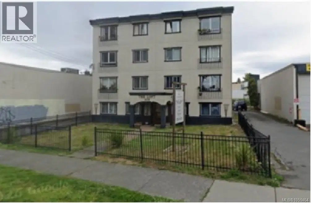 614 Esquimalt Road