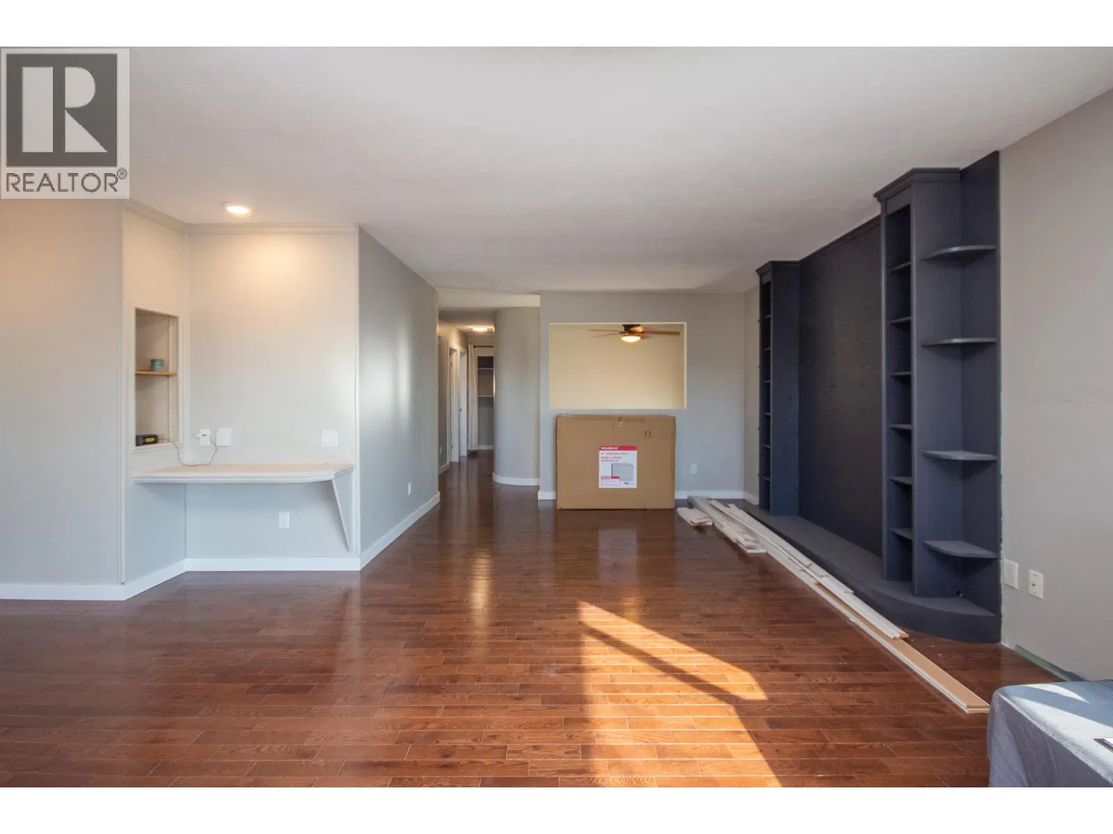 Photo 2 of 23 at 705 99 Avenue
