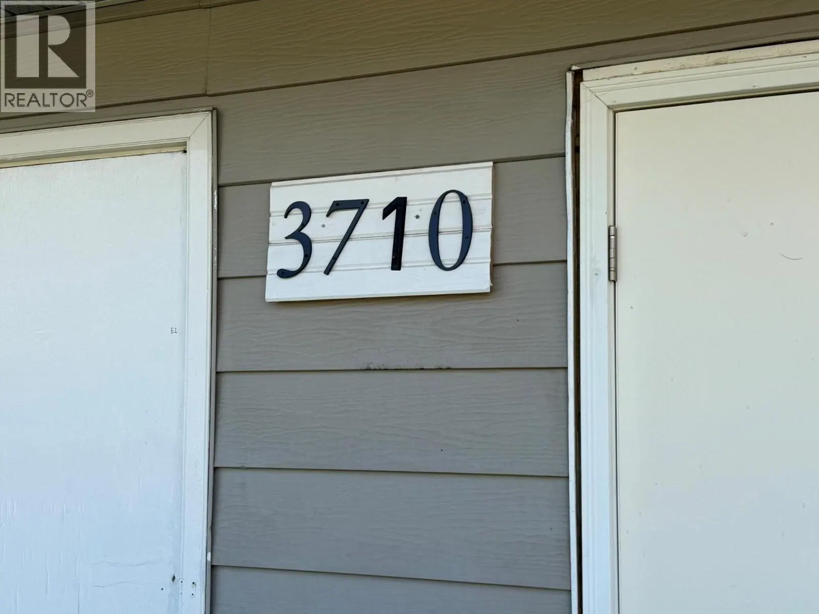 Photo 3 of 16 at #104 – 3710 24 Avenue
