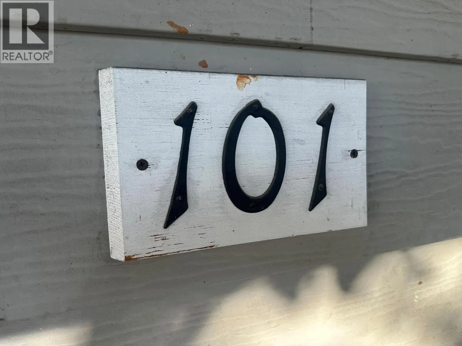 Photo 4 of 24 at #101 – 3710 24 Avenue