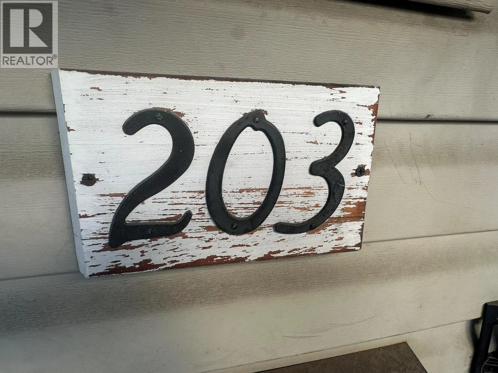 Photo 4 of 27 at #203 – 3710 24 Avenue