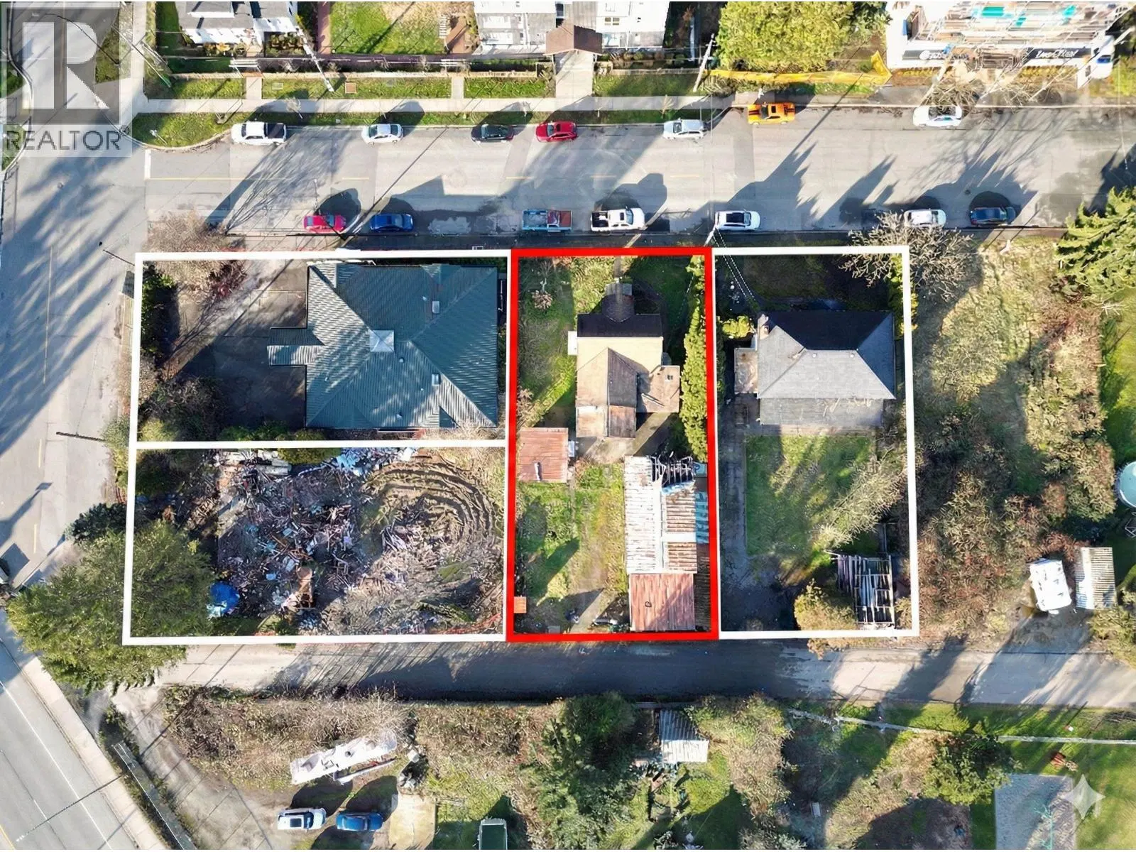 Photo 2 of 16 at 22328 ST ANNE Avenue