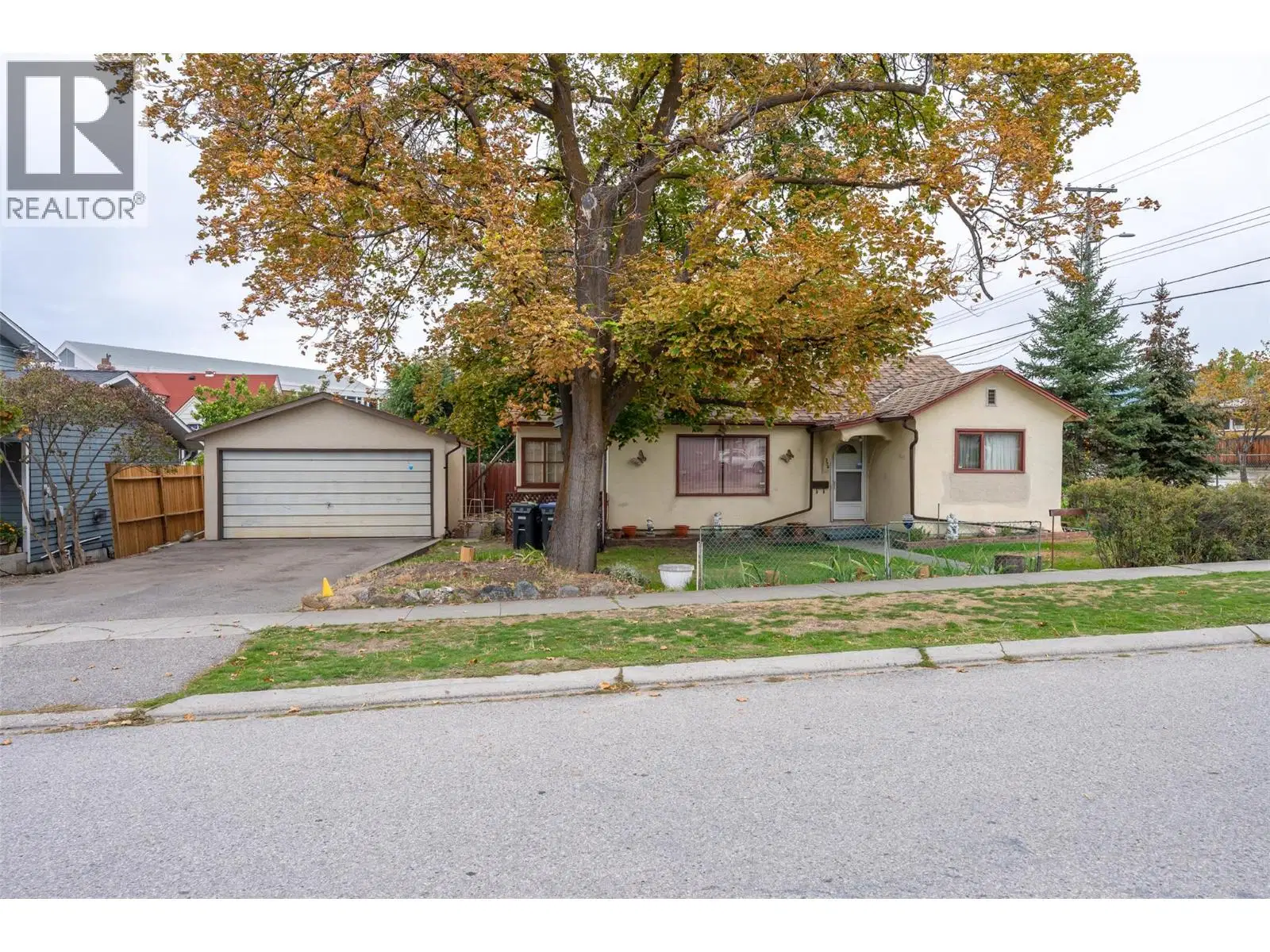 395 Edmonton Avenue