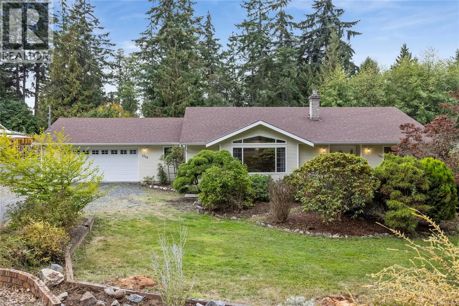 1730 Sangster Crescent
