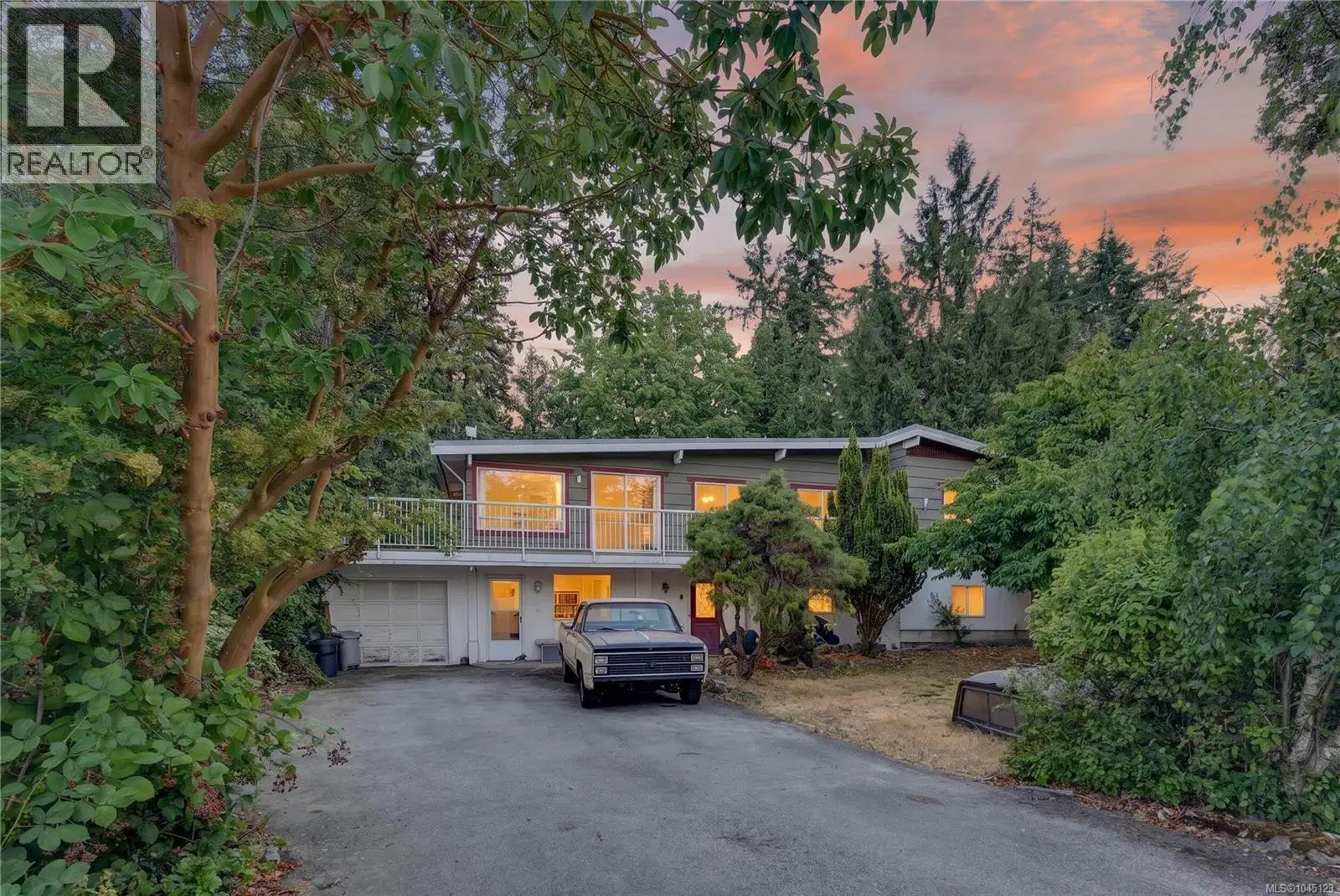 243 Maliview Drive