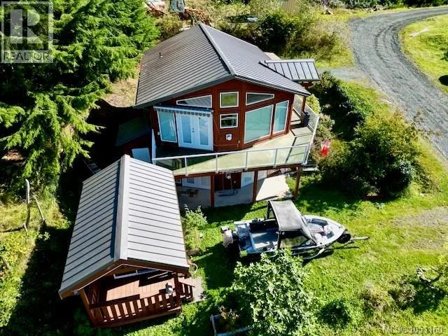 8 Copper Crescent