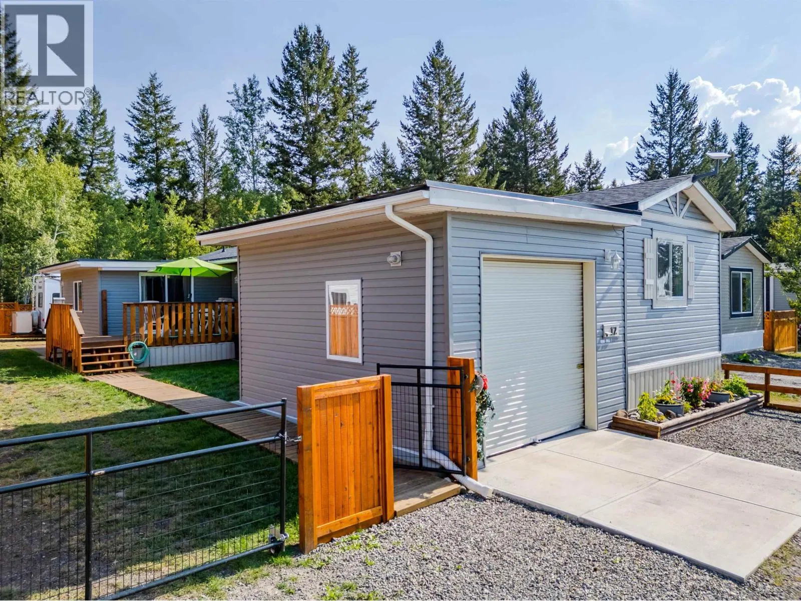Photo 2 of 40 at #12 – 4072 LAC LA HACHE STATION Road