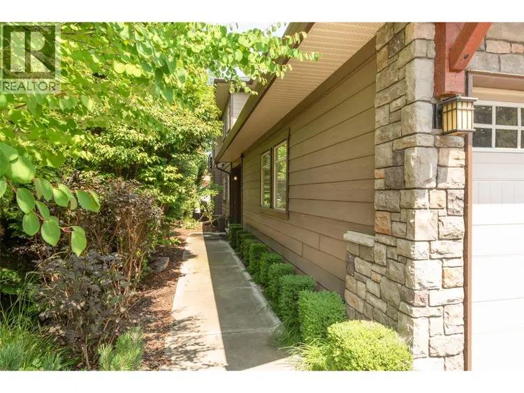 Photo 2 of 26 at #110 – 511 Yates Road