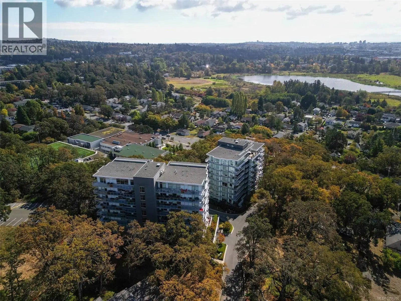 #703 – 4011 Rainbow Hill Lane